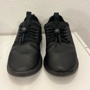 Gently used black Cloves